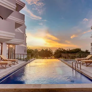 4* Hotel Wyndham Garden Kuta Beach Bali